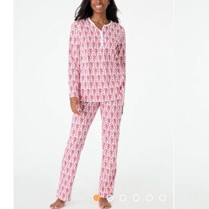 Long sleeve Roberta Roller Rabbit Monkey Pajamas in pink